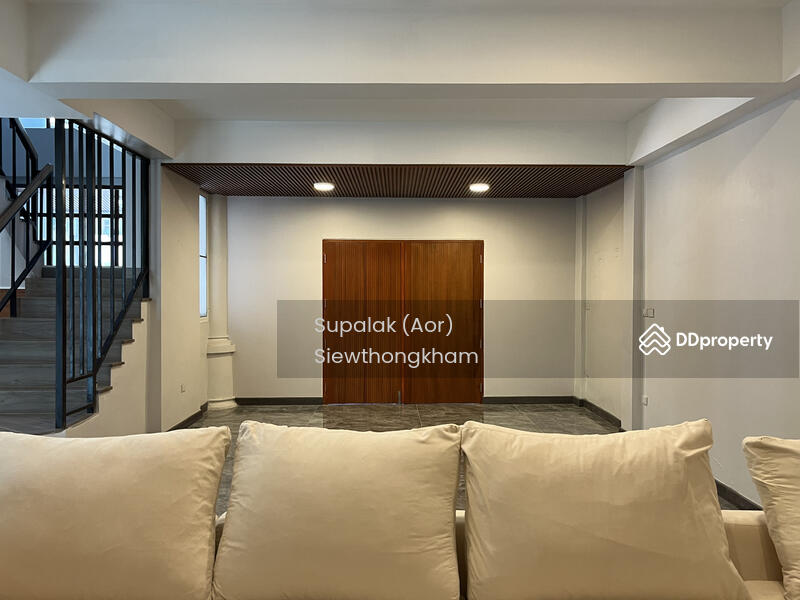 For Rent - White Mansion, Bangkok
