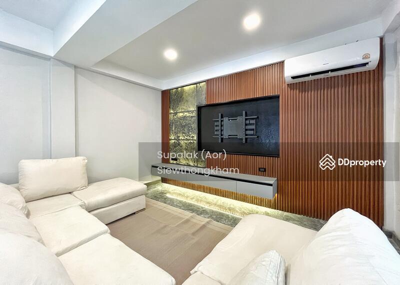 For Rent - White Mansion, Bangkok