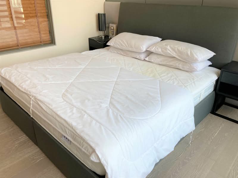 The Esse Asoke, Bangkok, 333 Soi Sukhumvit 21, Sukhumvit Road, Khlongtoei Nua, Watthana, Bangkok, 2 Bedrooms, 74 sqm, Condo For Rent, by CS Poon, 60116223 - DDproperty.com