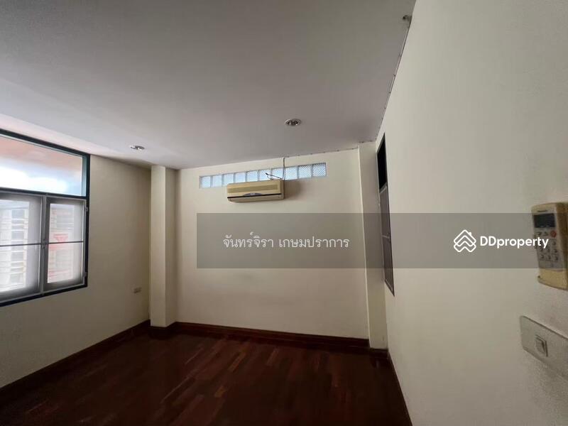 For Rent - Commercial House for Rent near Asoke BTS, Bangkok
