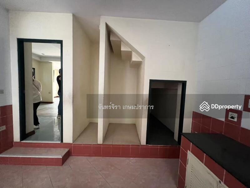 For Rent - Commercial House for Rent near Asoke BTS, Bangkok