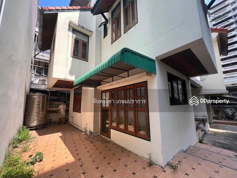 For Rent - Commercial House for Rent near Asoke BTS, Bangkok
