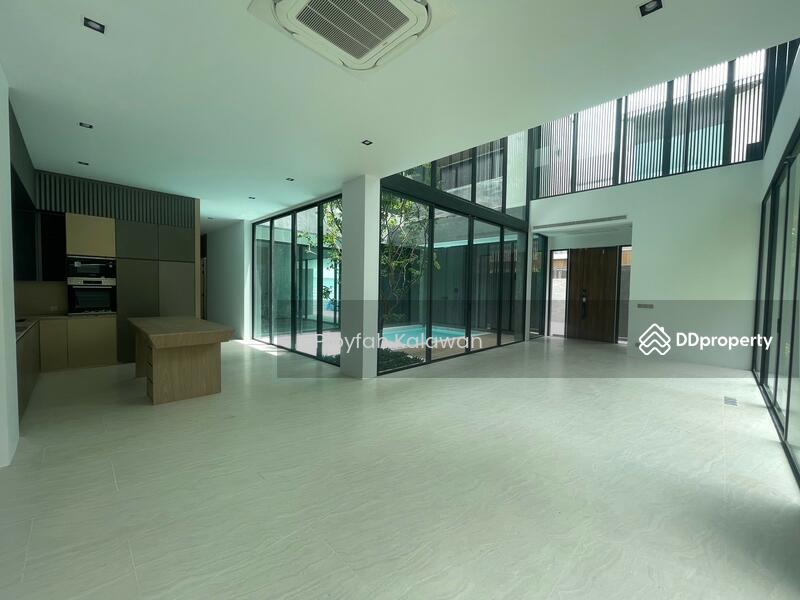 For Sale - Penton Ari-Sutthisan, Bangkok