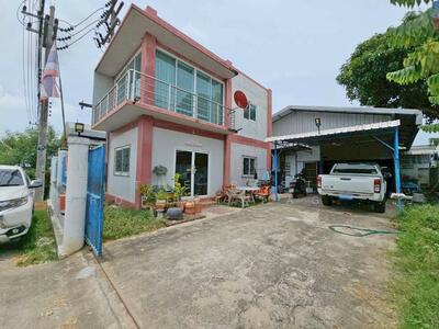 ขาย - โกดังพร้อมที่ดินศรีราชา ชลบุรี, ชลบุรี