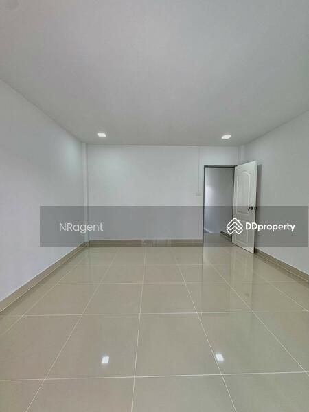 ขาย - หมู่บ้านจิตรณรงค์การ์เด้นเฮาส์, นนทบุรี