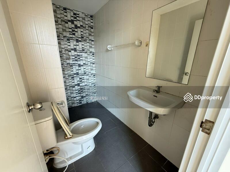 For Sale - The Trust Town Bowin, Chon Buri