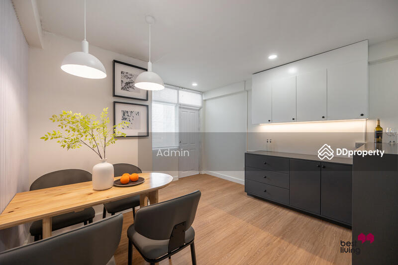 For Sale - Sai Lom Condominium, Bangkok