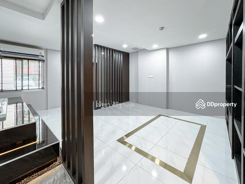 For Sale - The Kris Ratchada 17, Bangkok