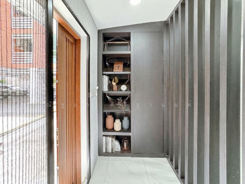 The Kris Ratchada 17, Bangkok, Inthamara 45 Alley, Din Daeng, Din Daeng, Bangkok, 1 Bedroom, 46 sqm, Condo For Sale, by ณัฐยา ศิริฐานนท์, 60116927 - DDproperty.com