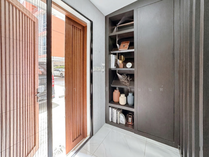 The Kris Ratchada 17, Bangkok, Inthamara 45 Alley, Din Daeng, Din Daeng, Bangkok, 1 Bedroom, 46 sqm, Condo For Sale, by ณัฐยา ศิริฐานนท์, 60116927 - DDproperty.com