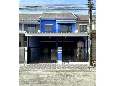 ขาย - ทาวน์เฮาส์ 2 ชั้นหมู่บ้านพฤกษา52/2 นวนคร 19.4 ตร.ว. 3 นอน 2 น้ำ รีโนเวทใหม่ทั้งหลัง, ปทุมธานี