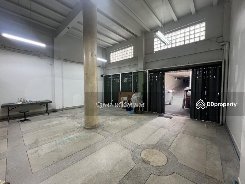 For Rent - Commercial Building 2 Units Hualamphong, Bangkok