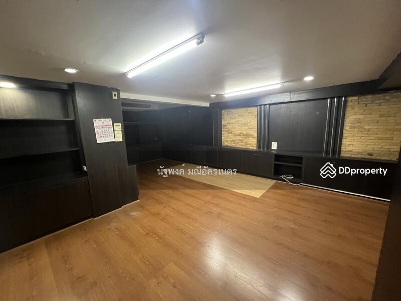 For Rent - Commercial Building 2 Units Hualamphong, Bangkok