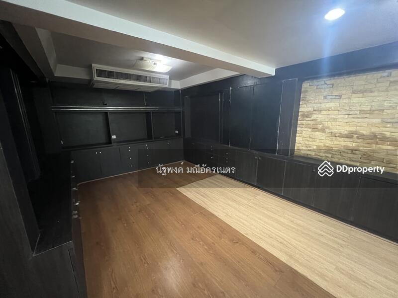 For Rent - Commercial Building 2 Units Hualamphong, Bangkok