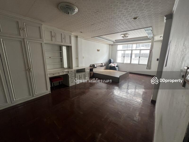 For Rent - Commercial Building 2 Units Hualamphong, Bangkok