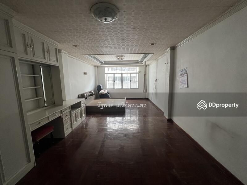 For Rent - Commercial Building 2 Units Hualamphong, Bangkok