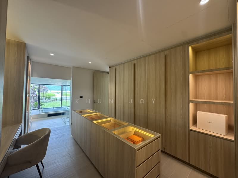 Beachfront & Seaview pool villa in Rawai Beach, Phuket, Rawai, Muang Phuket, Phuket, 4 Bedrooms, 674 sqm, Villa For Sale, by Khun Joy, 60117283 - DDproperty.com