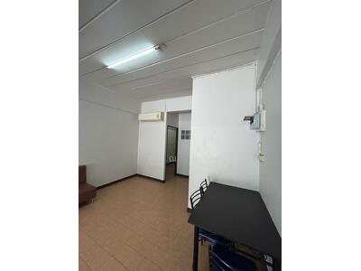 ขาย - โอกาสทอง ขายโฮมออฟฟิศ 3 ชั้น ทำเลติดถนนข้าวหลาม ต.บ้านเสม็ด อ.เมือง จ.ชลบุรี ติดถนนใหญ่, ชลบุรี