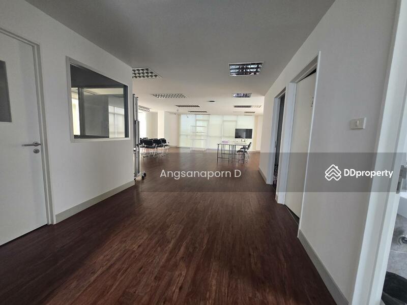 For Rent - อาคารสำนักงาน Stand Alone สูง 8 ชั้น ใจกลางศรีนครินทร์ ที่ตั้งศรีนครินทร์ 40, Bangkok