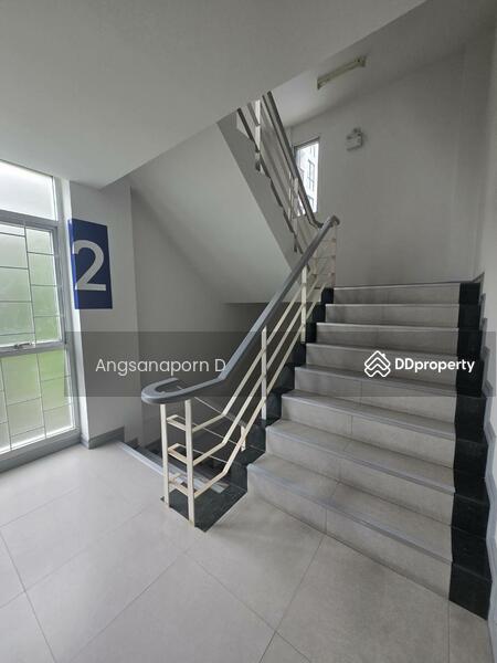 ให้เช่า - อาคารสำนักงาน Stand Alone สูง 8 ชั้น ใจกลางศรีนครินทร์ ที่ตั้งศรีนครินทร์ 40, กรุงเทพ