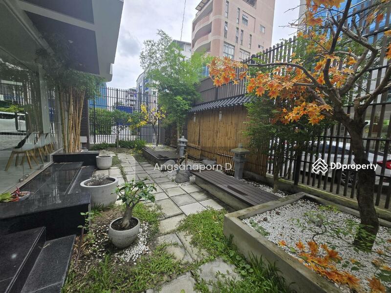 ให้เช่า - อาคารสำนักงาน Stand Alone สูง 8 ชั้น ใจกลางศรีนครินทร์ ที่ตั้งศรีนครินทร์ 40, กรุงเทพ