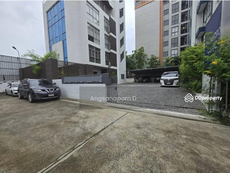For Rent - อาคารสำนักงาน Stand Alone สูง 8 ชั้น ใจกลางศรีนครินทร์ ที่ตั้งศรีนครินทร์ 40, Bangkok