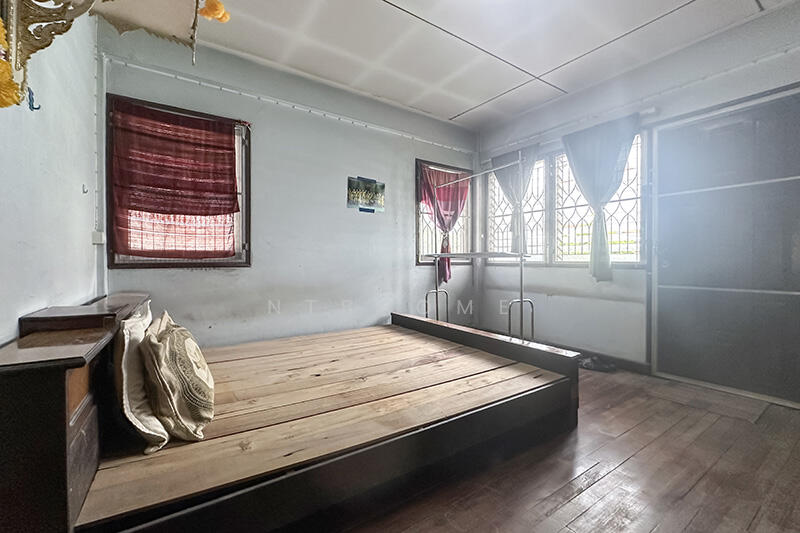 ขาย - บ้านเดี่ยว 2 ชั้น 54 ตร.ว. ซอยจรัญสนิทวงศ์ 75 แยก 25-6, กรุงเทพ