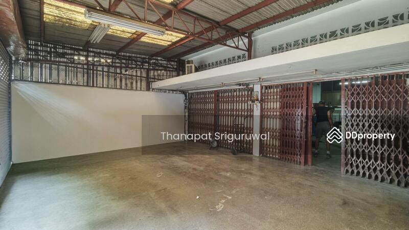 ขาย - 2-Br Townhouse in Chom Thong, กรุงเทพ