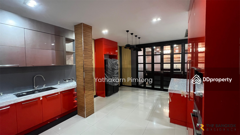 ให้เช่า - Town house Area Sukhumvit26, กรุงเทพ