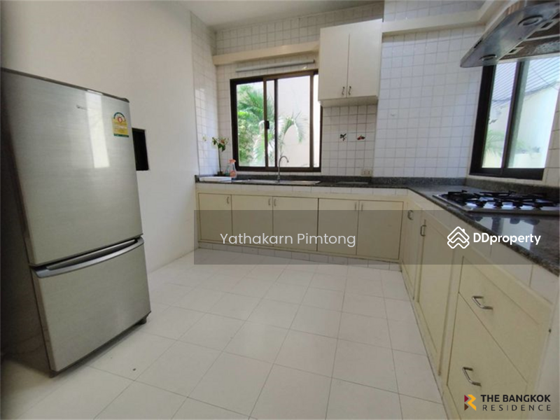 ให้เช่า - Townhouse Area Sukhumvit in Mid Sukhumvit, กรุงเทพ