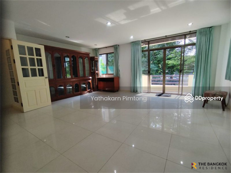 ให้เช่า - Townhouse Area Sukhumvit in Mid Sukhumvit, กรุงเทพ