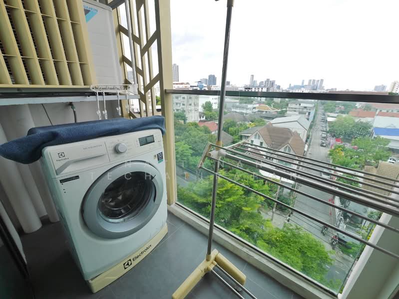 Mayfair Place Sukhumvit 50, Bangkok, Soi Sukhumvit 50, Phra Kanong, Khlong Toei, Bangkok, 2 Bedrooms, 45 sqm, Condo For Rent, by Nattanan Techatirapan, 60118023 - DDproperty.com