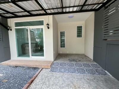 ขาย - Gusto Townhome Ramkhamhaeng : กัสโต้ ทาวน์โฮม รามคำแหง, กรุงเทพ