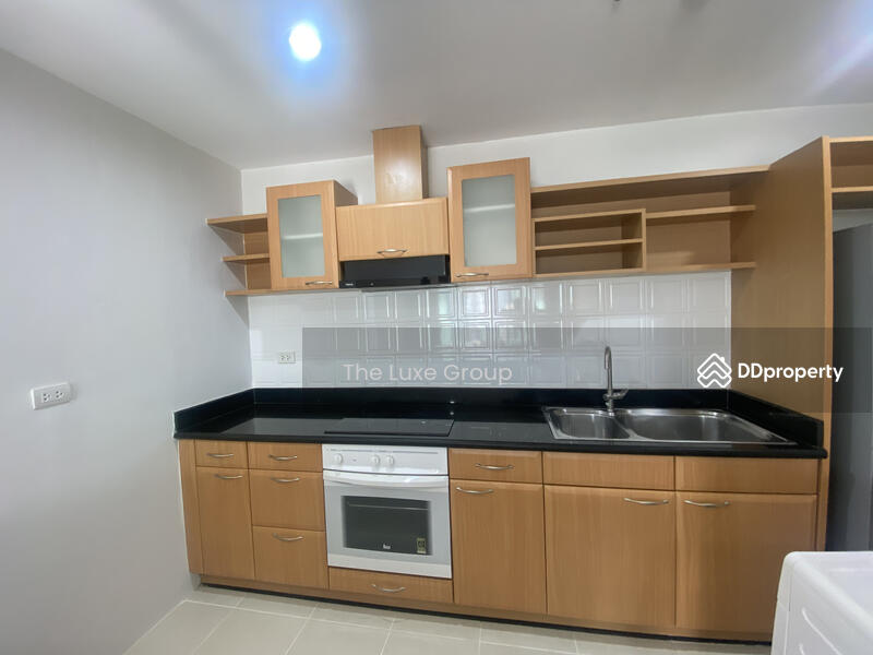 For Rent - Queen’s Park View, Bangkok