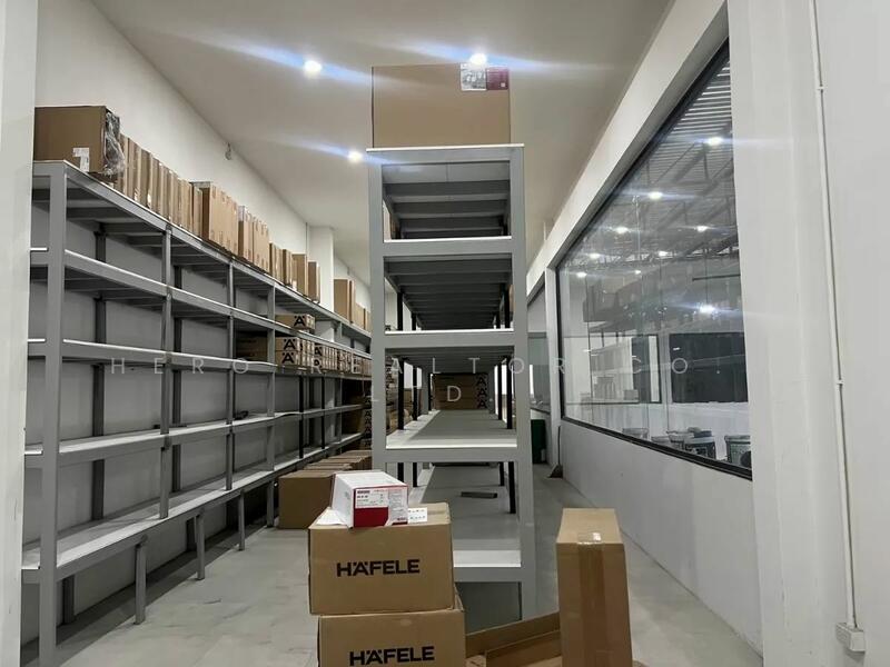 For Sale Bangkok Warehouse Patthana Chonabot Road Lat Krabang BRE25513, Bangkok, Khlong Song Ton Nun, Lat Krabang, Bangkok, , 1,388 sqm, Warehouse/Factory For Sale, by Hero Realtor Co., Ltd., 60118309 - DDproperty.com