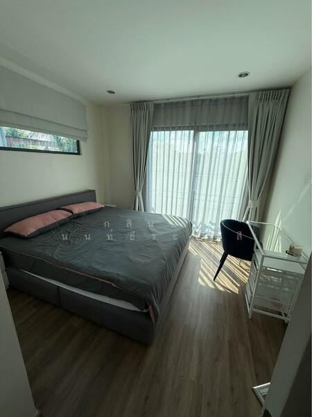 ขาย - Renovated Corner Townhouse for Sale in Bangtao, ภูเก็ต