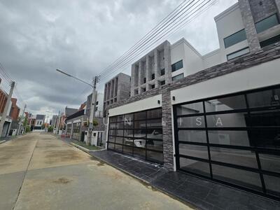 ขาย - ขาย บ้านแฝด มือ 1 พร้อมฟังก์ชันครบครัน ใกล้ ม.พายัพ จ.เชียงใหม่, เชียงใหม่