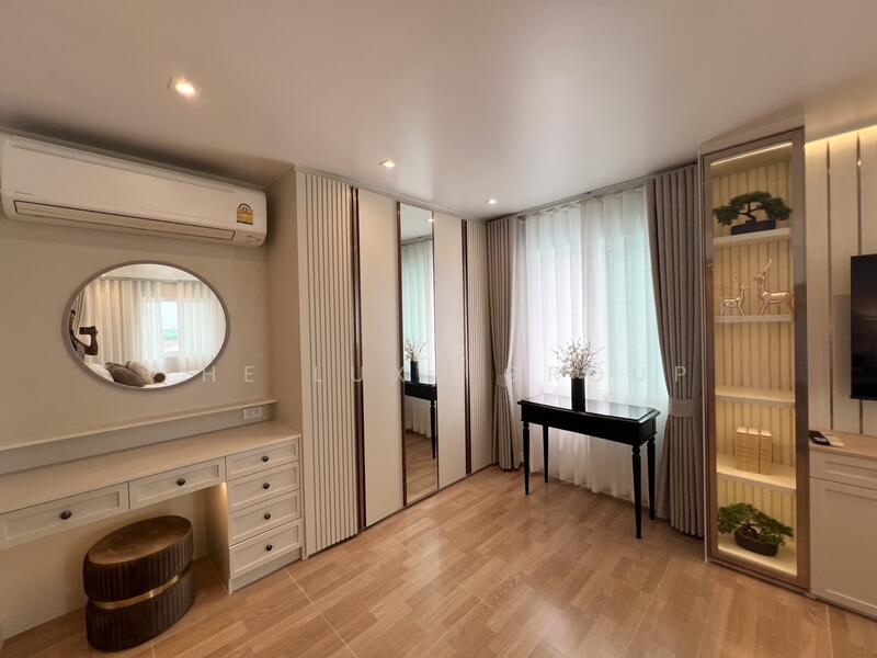 Fortune Condo Town, Bangkok, Naradhiwas Rajanakarindra 24 Alley, Chong Nonsi, Yan Nawa, Bangkok, 2 Bedrooms, 96 sqm, Condo For Rent, by The Luxe Group, 60119038 - DDproperty.com