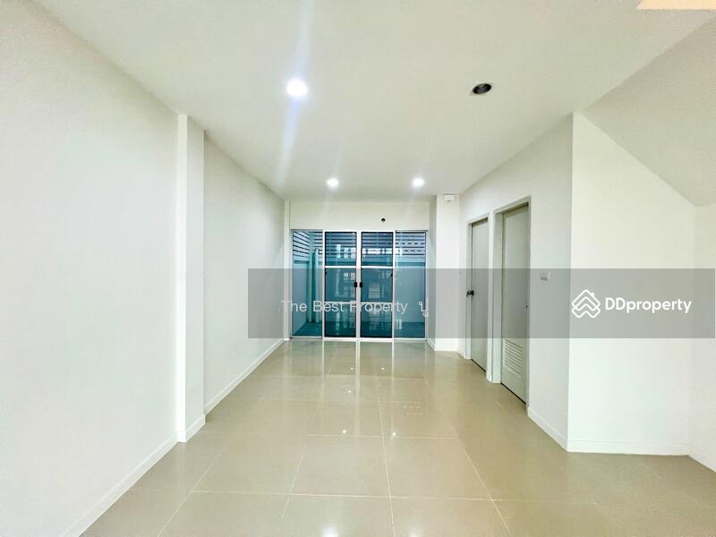 ขาย - Lumpini Town Ville Srinakarin – Bearing : ลุมพินี ทาวน์ วิลล์ ศรีนครินทร์ – แบริ่ง, สมุทรปราการ
