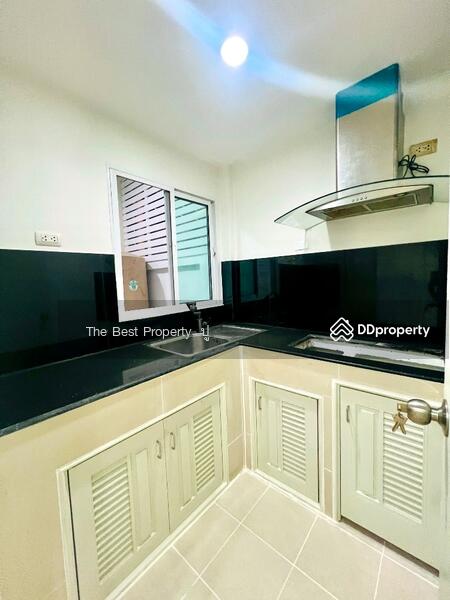 ขาย - Lumpini Town Ville Srinakarin – Bearing : ลุมพินี ทาวน์ วิลล์ ศรีนครินทร์ – แบริ่ง, สมุทรปราการ