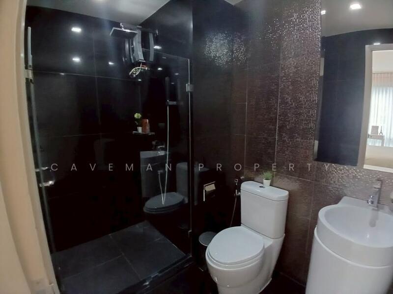 Rhythm Sukhumvit 36-38, Bangkok, 55 Soi Sukhumvit 36, Sukhumvit Road, Phra Kanong, Khlong Toei, Bangkok, 2 Bedrooms, 55 sqm, Condo For Rent, by Caveman Property, 60119083 - DDproperty.com