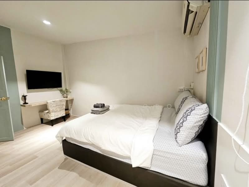 Townhouse in Bangchak, Bangkok, Phra Kanong Nua, Watthana, Bangkok, 3 Bedrooms, 150 sqm, Townhouse For Rent, by The Luxe Group, 60119109 - DDproperty.com