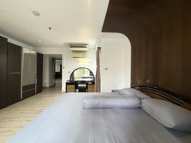 Baan Suanpetch, Bangkok, 18 Soi Sukhumvit 39, Khlong Tan Nua, Watthana, Bangkok, 3 Bedrooms, 129 sqm, Condo For Rent, by The Luxe Group, 60119124 - DDproperty.com