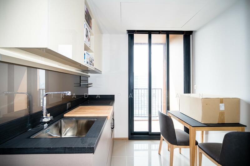 Oka Haus Sukhumvit 36, Bangkok, 3399 Rama 4 Road, Khong Tan, Khlong Toei, Bangkok, 1 Bedroom, 26 sqm, Condo For Rent, by Airada Parasarn, 60119240 - DDproperty.com