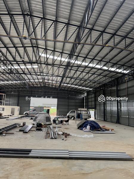 For Rent - ให้เช่าโกดัง ทำเลทองย่านร่มเกล้า ใกล้สนามบินสุวรรณภูมิ เดินทางสะดวกที่สุด โกดังใหม่เอี่ยม แข็งแรง, Bangkok