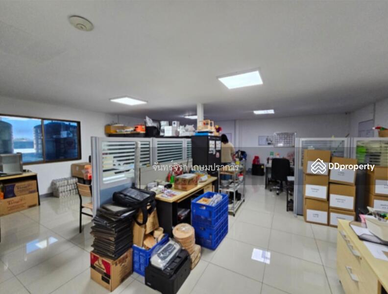 For Rent - for rent/ for sale: 5-unit commercial building, Bangkok