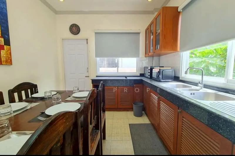 6R0124 This house for rent 4 bedroom 2 bathroom 50,000/month at kata have fully furnished, Phuket, Karon, Muang Phuket, Phuket, 4 Bedrooms, 200 sqm, Single Detached House For Rent, by PK LIFE Property, 60120854 - DDproperty.com