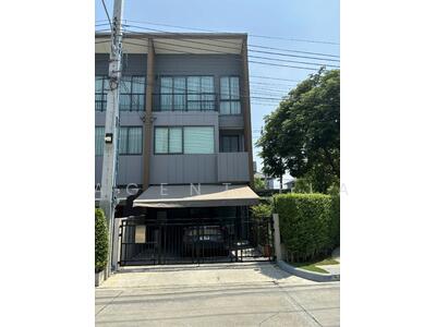 ขาย - Baan Klang Muang Sukhumvit-Onnut : บ้านกลางเมือง สุขุมวิท อ่อนนุช, กรุงเทพ