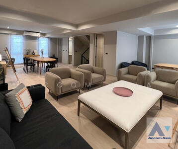 ขาย - 4 Bedrooms House for Sale in Sukhumvit, Bangkok near BTS Phra khanong (AA44002), กรุงเทพ