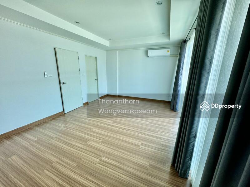 For Sale - Supalai Essence Ladprao, Bangkok